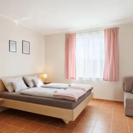 Silence Apartmanhaz *