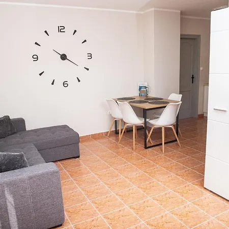 Silence Apartmanhaz * زلاكاروس